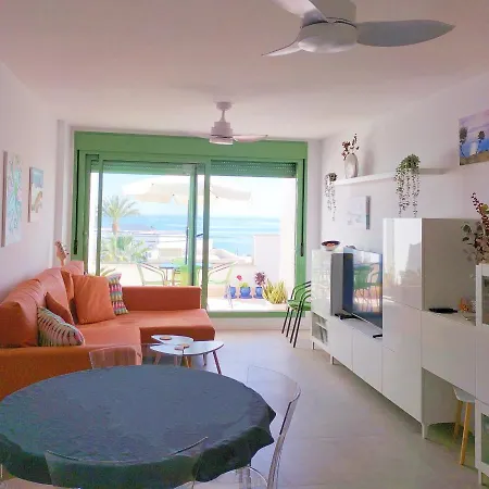 Apartment Sea View - Ultra Modern - Roof Terrace- Front Line